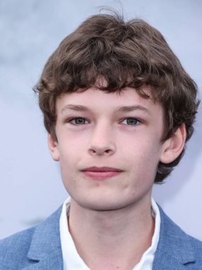 Oscar Novak, 18 Nisan 2022 'de Hollywood, Los Angeles, Kaliforniya, ABD' deki TCL Çin Tiyatrosu IMAX 'ta düzenlenen Odak Özellikleri' nin Los Angeles prömiyerine geldi.. 