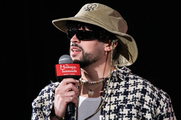 Puerto Rican Rapper Bad Bunny Reveals Wax Figures Madame Tussauds — Stock Photo, Image