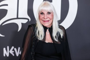 Wendy Dio (Ronnie James Dio 'nun dul eşi), 20 Eylül 2022' de Hollywood, Los Angeles, Kaliforniya, ABD 'deki TCL Çin 6 Tiyatro Kompleksi' nde düzenlenen 'DIO: Dreamers Never Die' adlı 9.14 filminin Los Angeles galasına gelir. Dokümanta.
