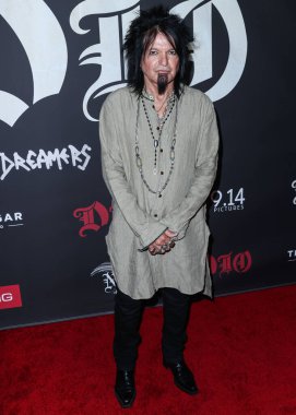 Robert Sarzo, 20 Eylül 2022 'de Hollywood, Los Angeles, Kaliforniya, ABD' deki TCL Çin 6 Tiyatro Kompleksi 'nde düzenlenen' DIO: Dreamers Never Die 'adlı 9.14 filminin Los Angeles prömiyerine geldi..