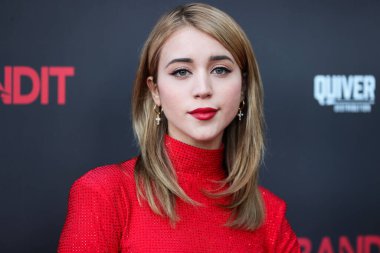 Amerikalı aktris Caylee Cowan, 21 Eylül 2022 'de ABD' nin Kaliforniya eyaletinin Los Angeles kentinde Harmony Gold Tiyatrosu 'nda düzenlenen Redbox Entertainment ve Quiver Distribution' ın 'Haydut' adlı oyununun dünya prömiyerine geldi.. 