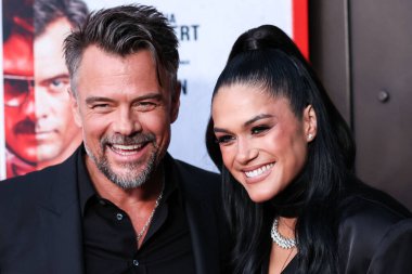 Aktör Josh Duhamel ve eşi / Dünya Güzeli 2016 Audra Mari, 21 Eylül 2022 'de Harmony Gold' da düzenlenen Redbox Entertainment ve Quiver Distribution 'ın' Haydut 'un dünya prömiyerine geldi.