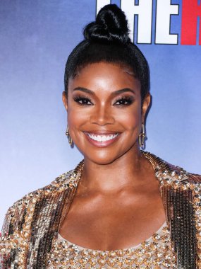 Valentino 'yu giyen Amerikalı aktris Gabrielle Union, Netflix' in 