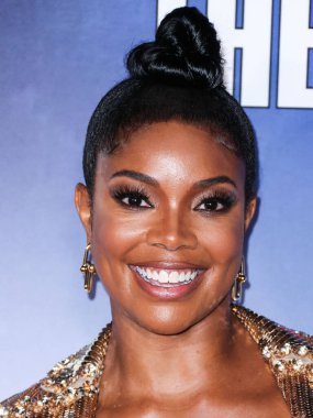 Valentino 'yu giyen Amerikalı aktris Gabrielle Union, Netflix' in 