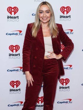 Brandi Cyrus, 2022 iHeartRadio Müzik Festivali 'nde basın odasında poz verdi - 23 Eylül 2022' de Las Vegas, Nevada, ABD 'de T-Mobile Arena' da düzenlenen birinci gece. 