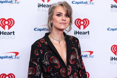 Hilarie Burton, 23 Eylül 2022 'de Las Vegas, Nevada' da T-Mobile Arena 'da düzenlenen iHeartRadio Music Festival' de basın odasında poz verdi.. 