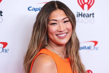 Jenna Ushkowitz, 23 Eylül 2022 'de Las Vegas, Nevada' da T-Mobile Arena 'da düzenlenen iHeartRadio Music Festival' de basın odasında poz verdi.. 