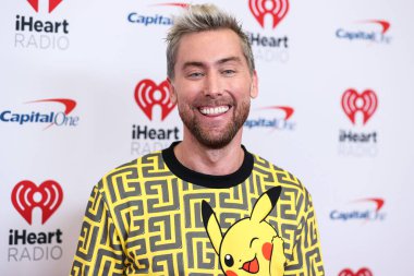 Lance Bass, 2022 iHeartRadio Müzik Festivali 'nde basın odasında poz veriyor - 23 Eylül 2022' de Las Vegas, Nevada, ABD 'de T-Mobile Arena' da düzenlenen birinci gece. 