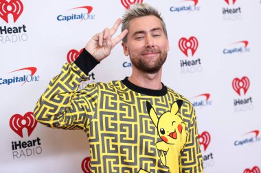 Lance Bass, 2022 iHeartRadio Müzik Festivali 'nde basın odasında poz veriyor - 23 Eylül 2022' de Las Vegas, Nevada, ABD 'de T-Mobile Arena' da düzenlenen birinci gece