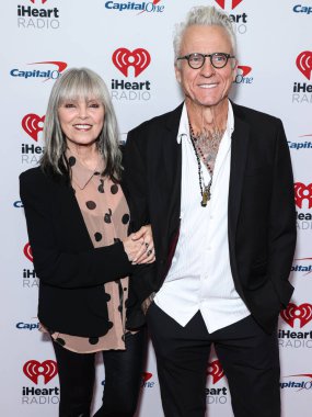 Pat Benatar ve Neil Giraldo, 2022 iHeartRadio Music Festival 'de basın odasında poz verdiler - 23 Eylül 2022' de ABD 'nin Las Vegas, Nevada kentinde T-Mobile Arena' da düzenlenen birinci gece. 