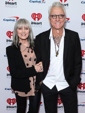 Pat Benatar ve Neil Giraldo, 2022 iHeartRadio Music Festival 'de basın odasında poz verdiler - 23 Eylül 2022' de ABD 'nin Las Vegas, Nevada kentinde T-Mobile Arena' da düzenlenen birinci gece. 