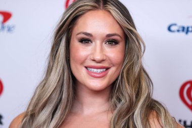Rachel Recchia 2022 iHeartRadio Müzik Festivali 'nde basın odasında poz veriyor - 23 Eylül 2022' de Las Vegas, Nevada, ABD 'de T-Mobile Arena' da düzenlenen birinci gece. 