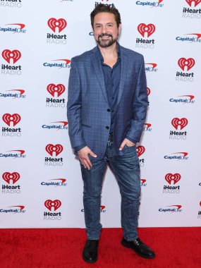 Will Friedle, 23 Eylül 2022 'de Las Vegas, Nevada' da T-Mobile Arena 'da düzenlenen iHeartRadio Music Festival' de basın odasında poz verdi.. 