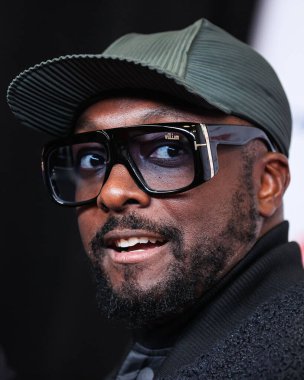 will.i.am, 23 Eylül 2022 'de Las Vegas, Nevada' da T-Mobile Arena 'da düzenlenen iHeartRadio Music Festival' de basın odasında poz verdi.. 