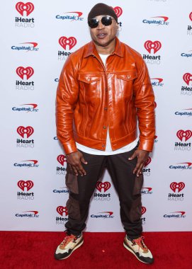 LL Cool J, 2022 iHeartRadio Music Festival 'de basın odasında poz verdi - 24 Eylül 2022' de Las Vegas, Nevada, ABD 'de T-Mobile Arena' da düzenlenen ikinci gece. 