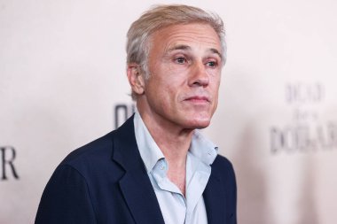 Avusturyalı-Alman aktör Christoph Waltz, 28 Eylül 2022 'de Los Angeles, Kaliforniya, ABD' de bulunan Amerika Tiyatro Kompleksi 'nin Yönetmenler Birliği' nde düzenlenen Quiver Distribution 'ın' Dead For A Dollar 'şarkısının Los Angeles prömiyerine geldi..