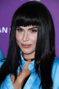 Amerikalı dansçı C.J. Perry (Lana) 28 Eylül 2022 'de Hollywood Lejyon Tiyatrosu' ndaki Hollywood Amerikan Lejyon Karakolu 43 numaradaki 