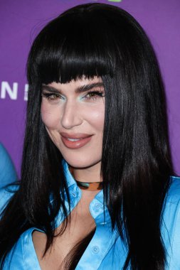 Amerikalı dansçı C.J. Perry (Lana) 28 Eylül 2022 'de Hollywood Lejyon Tiyatrosu' ndaki Hollywood Amerikan Lejyon Karakolu 43 numaradaki 