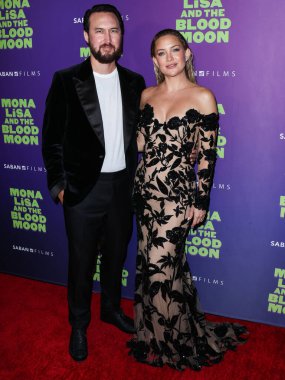 Müzisyen Danny Fujikawa ve aktris Kate Hudson, 28 Eylül 2022 'de Hollywood Lejyon Tiyatrosu' nda düzenlenen Los Angeles Şaban Filmlerinin 'Mona Lisa and The Blood Moon' özel gösterimine geldiler.