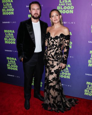 Müzisyen Danny Fujikawa ve aktris Kate Hudson, 28 Eylül 2022 'de Hollywood Lejyon Tiyatrosu' nda düzenlenen Los Angeles Şaban Filmlerinin 'Mona Lisa and The Blood Moon' özel gösterimine geldiler.