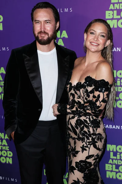 Músico Danny Fujikawa Novia Actriz Kate Hudson Llegan Los Angeles — Foto de Stock