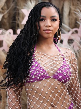 Amerikalı şarkıcı ve söz yazarı Chloe Bailey, 16 Nisan 2022 'de La Quinta, Riverside, Kaliforniya, ABD' de düzenlenen Merv Griffin Estate 'te düzenlenen REVOLVE X H.wood Group REVOLVE FESTIVAL 2022' ye katıldı.. 