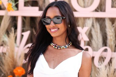 Amerikan model Jasmine Tookes, 16 Nisan 2022 'de La Quinta, Riverside, Kaliforniya, ABD' de düzenlenen Merv Griffin Malikanesi 'nde düzenlenen REVOLVE X H.wood Grubu REVOLVE FESTIVAL 2022' ye katıldı.. 