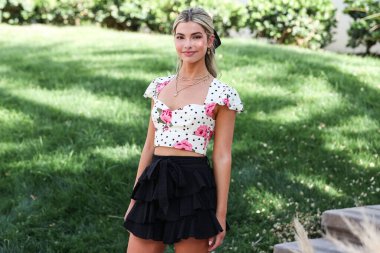 Kit Clementine Keenan, REVOLVE X 'e katılıyor. H.wood Group REVOLVE FESTIVAL 2022 Merv Griffin Malikanesi' nde 16 Nisan 2022 tarihinde La Quinta, Kaliforniya, ABD. 