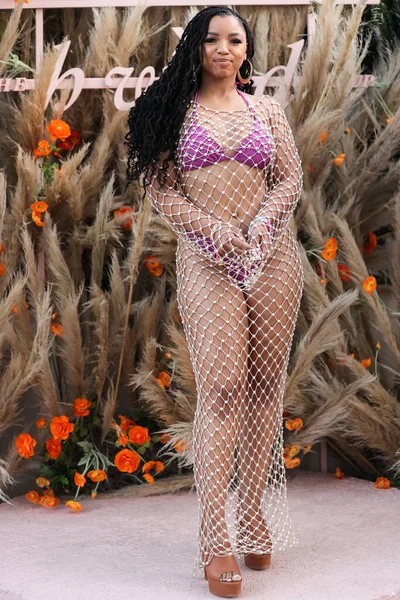 Amerikalı şarkıcı ve söz yazarı Chloe Bailey, 16 Nisan 2022 'de La Quinta, Riverside, Kaliforniya, ABD' de düzenlenen Merv Griffin Estate 'te düzenlenen REVOLVE X H.wood Group REVOLVE FESTIVAL 2022' ye katıldı.. 