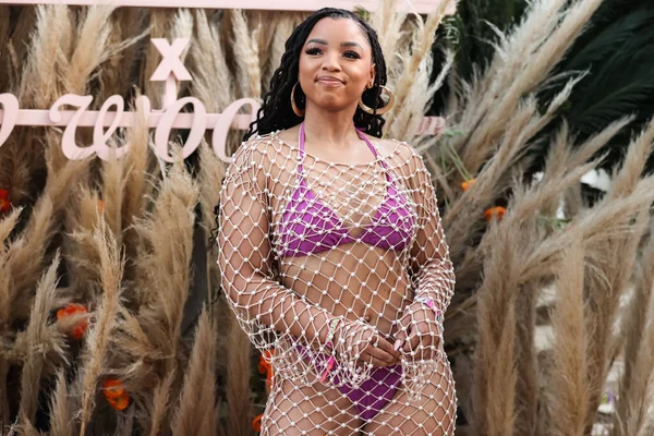 Amerikalı şarkıcı ve söz yazarı Chloe Bailey, 16 Nisan 2022 'de La Quinta, Riverside, Kaliforniya, ABD' de düzenlenen Merv Griffin Estate 'te düzenlenen REVOLVE X H.wood Group REVOLVE FESTIVAL 2022' ye katıldı.. 