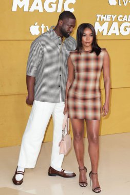 Dwyane Wade ve Gabrielle Union, 14 Nisan 2022 'de Westwood, Los Angeles, Kaliforniya, ABD' deki Regency Village Theatre 'da düzenlenen Apple' ın 