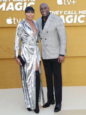 EJ Johnson ve Magic Johnson, 14 Nisan 2022 'de Westwood, Los Angeles, Kaliforniya, ABD' deki Regency Village Theatre 'da düzenlenen Apple' ın 