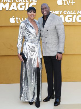 EJ Johnson ve Magic Johnson, 14 Nisan 2022 'de Westwood, Los Angeles, Kaliforniya, ABD' deki Regency Village Theatre 'da düzenlenen Apple' ın 