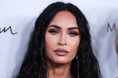 Beverly Hills, Birleşik Devletler. 10 Nisan 2022 'de Amerikan aktris Megan Fox, Yes I Am Cacharel, Fas yağı, Sunglass Hut, MCM, FIJI, Whispering Angel, Sleep Spa Hastens tarafından sunulan The Daily Front Row' un 6. 