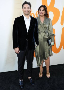 Etan Cohen ve Emily Bowen-Cohen, 12 Nisan 2022 'de Los Angeles, Kaliforniya, ABD' de bulunan Ace Hotel 'deki The Theatre' da düzenlenen DreamWorks Animasyon 'un Özel Gösterimi' ne geldiler.. 