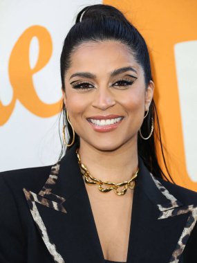 Kanadalı komedyen Lilly Singh, Los Angeles DreamWorks Animasyon 'un 12 Nisan 2022' de ABD 'nin Kaliforniya eyaletinin Los Angeles şehrinde bulunan Ace Hotel' deki The Theatre 'da gerçekleştirilen 