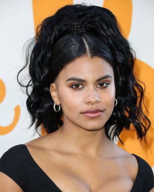 Alman-Amerikan aktris Zazie Beetz, 12 Nisan 2022 'de Los Angeles, Kaliforniya' da Ace Hotel 'deki The Theatre' da düzenlenen DreamWorks Animasyon 'un Özel Gösterimi' ne geldi.. 