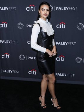 Amerikalı aktris Camila Mendes, 9 Nisan 2022 'de Hollywood, Los Angeles, Kaliforniya, ABD' deki Dolby Tiyatrosu 'nda düzenlenen 2022 PaleyFest LA' e geldi.. 