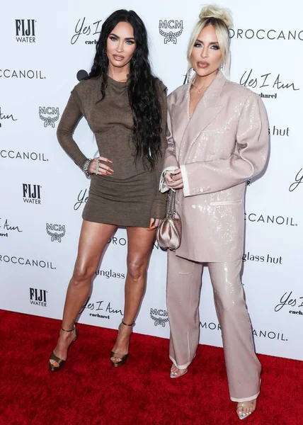 Megan Fox ve Maeve Reilly, Yes I Am Cacharel, Fas yağı, Sunglass Hut, MCM, FIJI, Whispering Angel ve Sleep Spa Hastens tarafından Beverly Wilshire 'da düzenlenen The Daily Front Row' un 6.