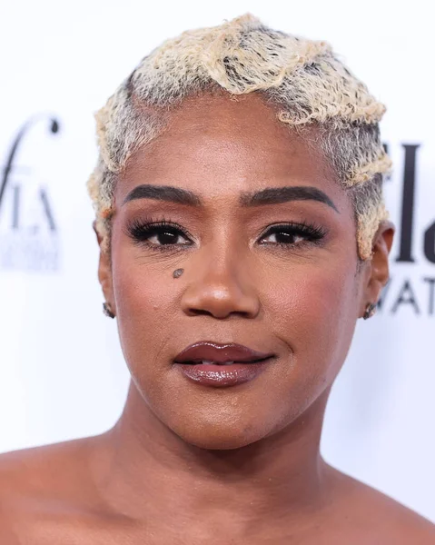 Beverly Hills, Birleşik Devletler. 10 Nisan 2022 'de. Brandon Maxwell elbisesi giyen Amerikalı komedyen Tiffany Haddish, The Daily Front Row 'un 6. Moda Ödülleri' ne geldi. 