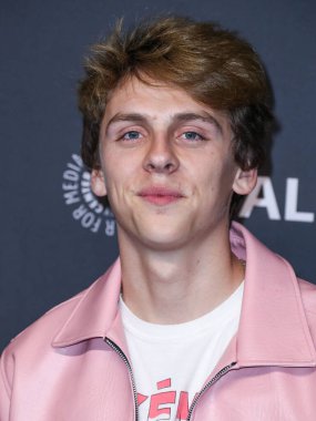 Jacob Bertrand 2022 PaleyFest Los Angeles 'a varır - Netflix' in 'Kobra Kai' si 8 Nisan 2022 'de Dolby Tiyatrosu' nda Hollywood, Los Angeles, Kaliforniya, ABD.
