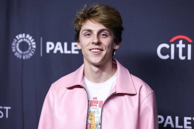 Jacob Bertrand 2022 PaleyFest Los Angeles 'a varır - Netflix' in 'Kobra Kai' si 8 Nisan 2022 'de Dolby Tiyatrosu' nda Hollywood, Los Angeles, Kaliforniya, ABD.