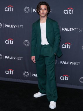 Tanner Buchanan 2022 PaleyFest Los Angeles 'a varır - Netflix' in 'Kobra Kai' si 8 Nisan 2022 'de Hollywood, Los Angeles, Kaliforniya, ABD' de Dolby Tiyatrosu 'nda yapılmıştır..