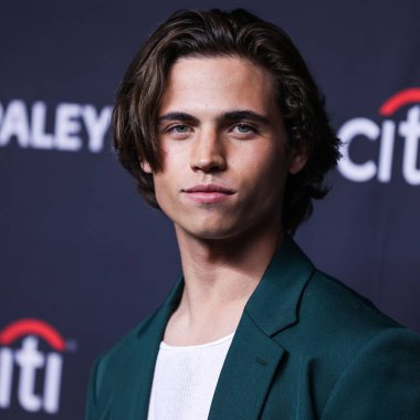 Tanner Buchanan 2022 PaleyFest Los Angeles 'a varır - Netflix' in 'Kobra Kai' si 8 Nisan 2022 'de Hollywood, Los Angeles, Kaliforniya, ABD' de Dolby Tiyatrosu 'nda yapılmıştır..