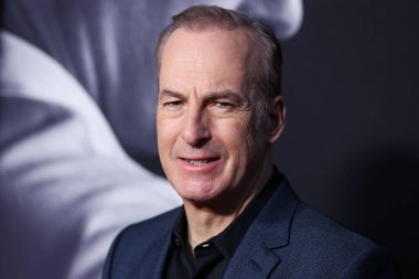 Bob Odenkirk, 7 Nisan 2022 'de Hollywood Amerikan Lejyon Tiyatrosu 43 numaradaki AMC' Better Call Saul 'un Los Angeles prömiyerine geldi.. 