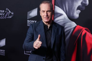 Bob Odenkirk, 7 Nisan 2022 'de Hollywood Amerikan Lejyon Tiyatrosu 43 numaradaki AMC' Better Call Saul 'un Los Angeles prömiyerine geldi.. 