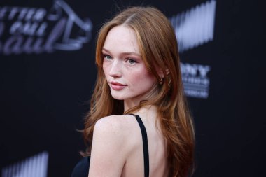 Samantha Cormier, 7 Nisan 2022 'de Hollywood Amerikan Lejyon Tiyatrosu 43 numarada düzenlenen AMC' nin 