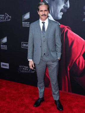 Tony Dalton, 7 Nisan 2022 'de Hollywood Amerikan Lejyon Tiyatrosu 43 numaradaki AMC' Better Call Saul 'un Los Angeles prömiyerine geldi.. 