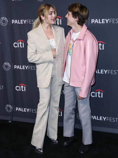 Peyton List Jacob Bertrand Przybywają Paleyfest Netflix Cobra Kai Które — Zdjęcie stockowe