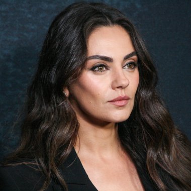Carolina Herrera 'yı giyen Amerikalı aktris Mila Kunis, Netflix' in 29 Eylül 2022 'de New York, New York, ABD' deki The Paris Theater 'da düzenlenen' Yaşayan En Şanslı Kız 'adlı filminin New York galasına geldi.. 